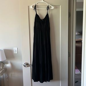 Black Linen Aimee Midi Dress by NIA